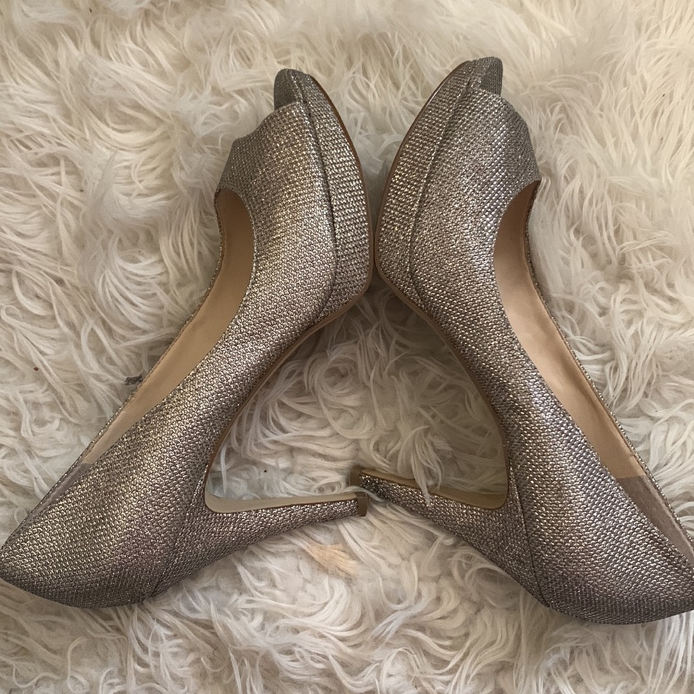 Metallic stiletto